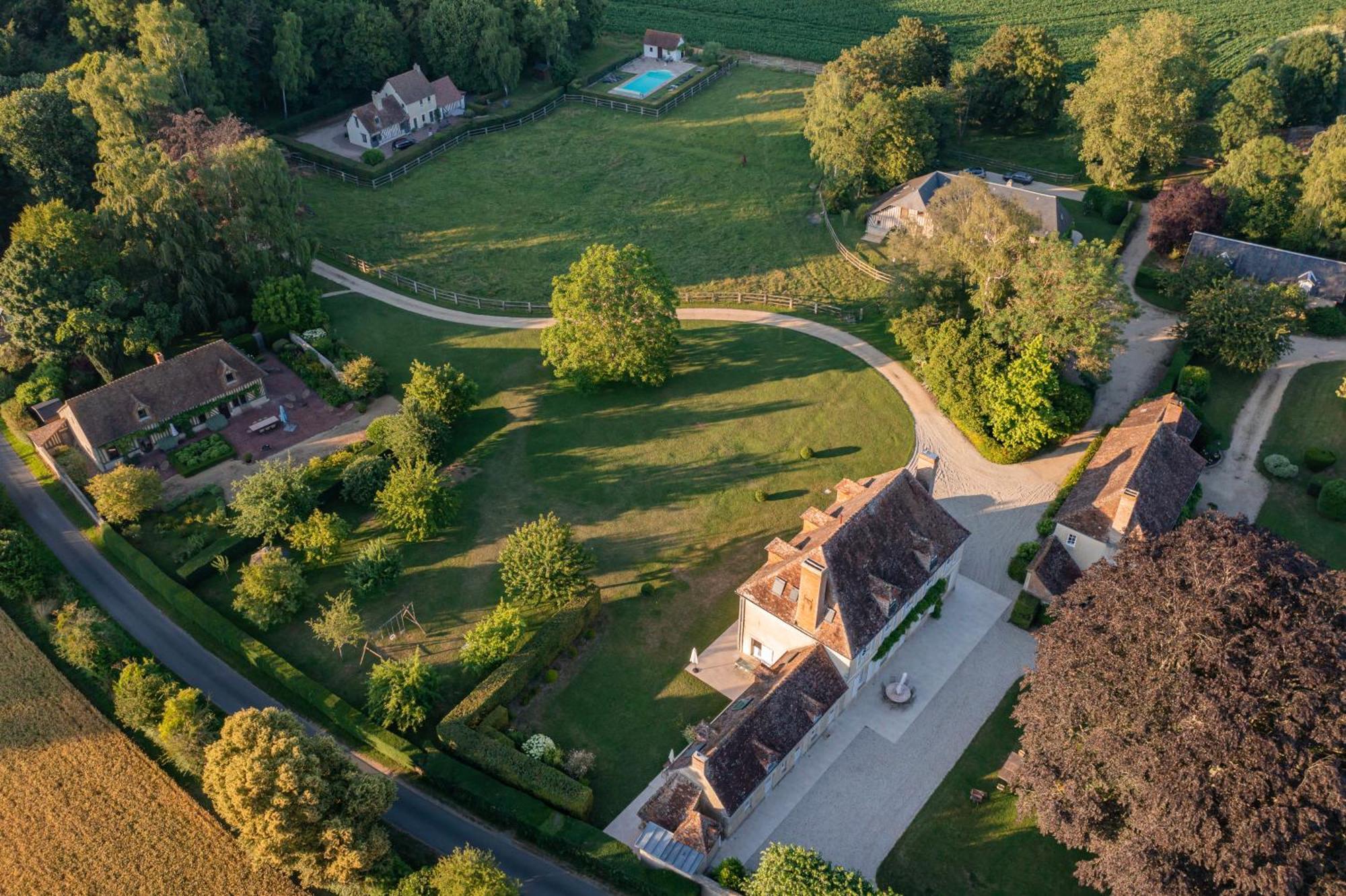 Maison "Jardin Gaillard" Bieville-en-Auge Buitenkant foto